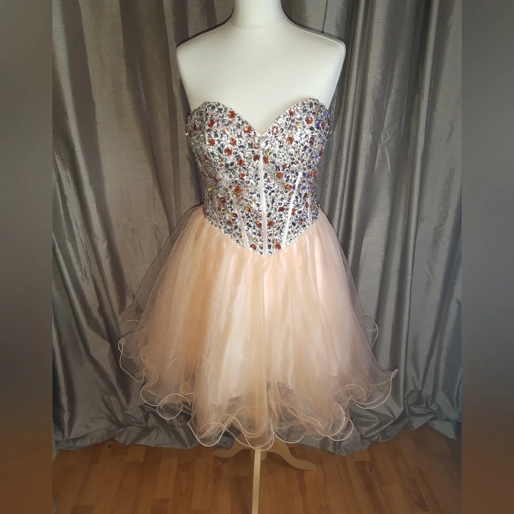 Bejeweled peach sweetheart short full skirt prom / party dress Goya London 10-12 - Picture 1 of 16